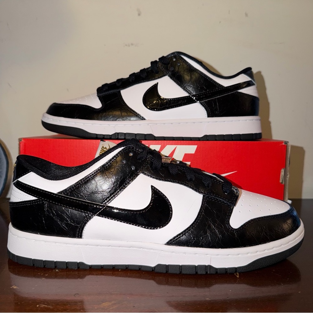 Nike Dunk Low SE ‘World Champ’ - BRAND NEW WITH BOX - SIZE 12